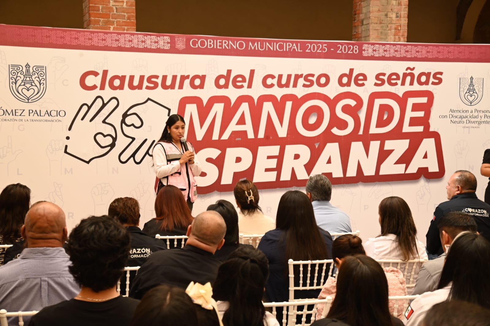 They Close First Mexican Sign Language Course in Gómez Palacio